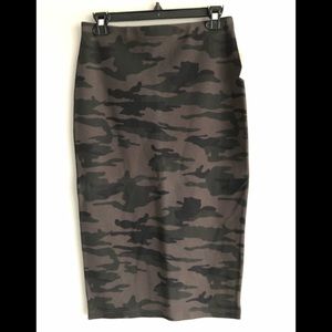 NWT Sanctuary Camo Ponte Skirt